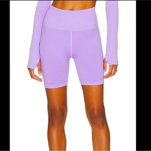 Alo Real Bra Tank and Biker Short Set Lilac